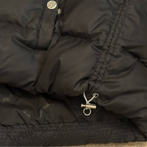 Eddie Bauer 650 Fill Power Goose Down
Puffer Vest Black Women’s Medium - Picture 8 of 14